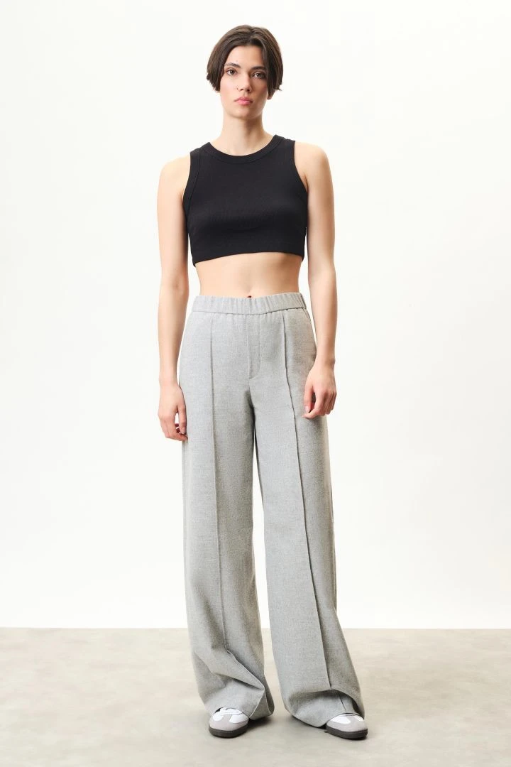 DRYKORN Schlupfhose Im Marlenehosenlook In Softem Woll-Flanell Grau 4 DRYKORN Schlupfhose Im Marlenehosenlook In Softem Woll-Flanell Grau – Bild 2