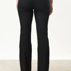 DRYKORN Zigarettenhose Mit Bügelfalte In Technostretch-Satin Schwarz 9 DRYKORN Zigarettenhose Mit Bügelfalte In Technostretch-Satin Schwarz -Günstiges Drykorn Geschäft 10 80 122105 80738 INCH 1000 03 2f29572ff7111b2cab07aeafbca97f247c101567 720x1080