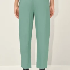 Herrenhosen-Style Aus Leinen-Viskose-Mix Grün 10 Herrenhosen-Style Aus Leinen-Viskose-Mix Grün -Günstiges Drykorn Geschäft 10 80 126065 80707 SERIOUS 2204 03 4a83e4c98734d4c5fa516164383b85f497d5e74b 720x1080