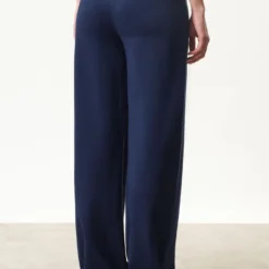 DRYKORN Hose Mit Barrel-Leg In Softem Jersey Blau 11 DRYKORN Hose Mit Barrel-Leg In Softem Jersey Blau -Günstiges Drykorn Geschäft 10 80 136105 80772 RETAIL 3303 03 95bfc586f9f4e31051c3e7bfafe68dc4560ceefd 720x1080