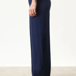 DRYKORN Hose Mit Barrel-Leg In Softem Jersey Blau 12 DRYKORN Hose Mit Barrel-Leg In Softem Jersey Blau -Günstiges Drykorn Geschäft 10 80 136105 80772 RETAIL 3303 04 7166ea64b5f39ca1254cd55d015550faa20ccfc9 720x1080