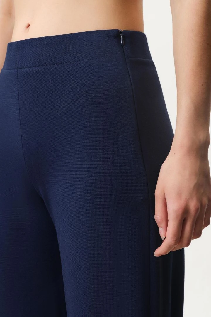 DRYKORN Hose Mit Barrel-Leg In Softem Jersey Blau 8 DRYKORN Hose Mit Barrel-Leg In Softem Jersey Blau – Bild 6