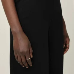 Hose Mit Barrel-Leg In Verkürzter Länge Schwarz -Günstiges Drykorn Geschäft 10 80 136144 80746 SEAL 1000 05 52029b7e517de8ad82235d3017fedbd5492f3d7c 720x1080