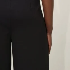 Hose Mit Barrel-Leg In Verkürzter Länge Schwarz -Günstiges Drykorn Geschäft 10 80 136144 80746 SEAL 1000 06 1cf135b7496abb82294861867705ba23f748da3f 720x1080