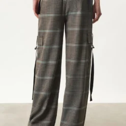 Cargohose Mit Bändern In Woll-Mix Grün -Günstiges Drykorn Geschäft 10 80 146442 80769 YOUNG 2002 03 263483210c053b2e6851dfda2bf1fe96120297e0 720x1080