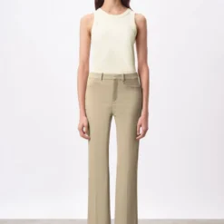 DRYKORN Verkürzte Hose Mit Geradem Bein In Lederoptik Beige -Günstiges Drykorn Geschäft 10 80 156012 80609 BASKET 1707 02 a1d3316b0fdb0e1dca8a8720bbbe9573b5a9ff18 720x1080