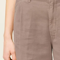Bundfaltenhose In Strukturiertem Leinen-Baumwollmix Braun 11 Bundfaltenhose In Strukturiertem Leinen-Baumwollmix Braun -Günstiges Drykorn Geschäft 10 80 270077 80748 CLEVER 2 1603 04 e186c3805f2c8aa741a9b4f3434a644973118056 720x1080