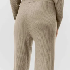 Strickhose In Viskose-Mix Braun 9 Strickhose In Viskose-Mix Braun -Günstiges Drykorn Geschäft 10 80 420013 80697 ALLOW 1503 03 25a05247ba2027181b24e35280f0c27e5fc7185e 720x1080