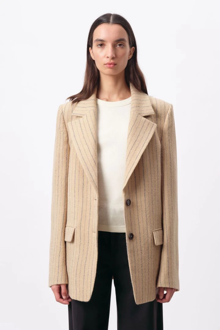 Oversized Outdoorblazer In Reiner Schurwolle Mit Nadelstreifen Braun 3 Oversized Outdoorblazer In Reiner Schurwolle Mit Nadelstreifen Braun