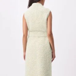 Lange Weste Mit Bindegürtel In Two-Tone Bouclé Braun 10 Lange Weste Mit Bindegürtel In Two-Tone Bouclé Braun -Günstiges Drykorn Geschäft 10 83 150092 83132 BUDE 1706 03 7aaaebae7f7c276ea2a998fa11f95c1c31be0f8d 720x1080