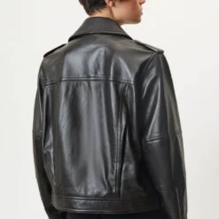 Oversize-Perfecto Lederjacke In Nappaleder Mit Glänzender Oberfläche Schwarz -Günstiges Drykorn Geschäft 10 84 180057 84401 VROCK 1000 03 ad36ef31f5097672653cb965db054610316c1b2a 720x1080