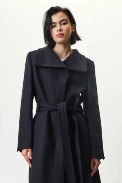 DRYKORN Mantel Mit Kelchkragen In Winterlichem Woll-Mix Blau