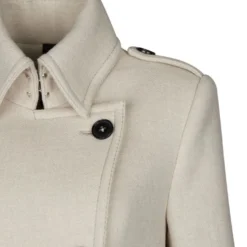 DRYKORN Uniformmantel In Winterlichem Woll-Mix Braun -Günstiges Drykorn Geschäft 10 85 120130 85256 HARLESTON 1814 09 fefea68e3b598eb0ae352d075b49631cec4ccdbb 720x1080