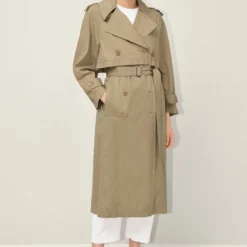 DRYKORN Klassischer Trench Mit Weitem Raglanärmel Braun 11 DRYKORN Klassischer Trench Mit Weitem Raglanärmel Braun -Günstiges Drykorn Geschäft 10 85 122069 85294 WELLFALL 1603 04 c52396df39d5679af8ae638194e7a993e2acf2f4 720x1080