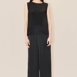 DRYKORN Shirt Bluse Mit Rückenschlitz Aus Fließendem Viskose Satin Schwarz -Günstiges Drykorn Geschäft 10 87 130039 87489 ALINUA 1000 02 2c51da9d41e195ef0286e809aabd41e8a68227fb 720x1080