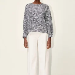 DRYKORN Tunika Mit Feather-Print Schwarz -Günstiges Drykorn Geschäft 10 87 152147 87479 ITUA 1000 02 3b4003174b471d533ee38d3ba4218bf1b0e28663 720x1080