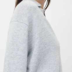 Pullover In Woll-Viskose-Mix Grau -Günstiges Drykorn Geschäft 10 88 420085 88507 MONALIE 6602 04 8ef54da895937cac5aa9602d0aebc45720981330 720x1080