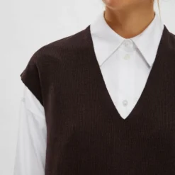 Strickpullunder In Rippstrick Aus Schurwolle-Mix Braun -Günstiges Drykorn Geschäft 10 88 420087 88474 BEOLIA 1103 04 0b7aee3d12e189f6a2dbbe352f8e5b23b388e25c 720x1080