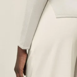 DRYKORN Schmales Longsleeve Aus Viskose Off_white -Günstiges Drykorn Geschäft 10 88 420108 88554 AYNENI 1903 05 37fc585dc06f1fd57e1e45268247dc3254d68c01 720x1080