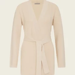 DRYKORN Strickcardigan Mit Gürtel Braun -Günstiges Drykorn Geschäft 10 88 420111 88568 VEMONA 1816 07 0553615eb430b78f7256eae624a31aa33cb5fa29 720x1080