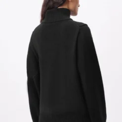 Oversize Rollkragenpullover Mit Weiten Ärmeln In Schurwolle Schwarz -Günstiges Drykorn Geschäft 10 88 422020 88578 JILDA 1000 03 549d1c293b4ffc82c93dcfb61f437002a5e8d193 720x1080