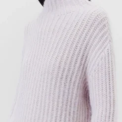 Rollkragenpullover In Haarigem Woll-Mix Lila -Günstiges Drykorn Geschäft 10 88 423056 88468 PERIMA 8800 04 717d060c03b4c07a56f88e731e65f51e1361667b 720x1080