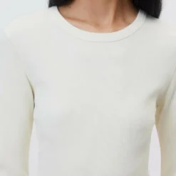 DRYKORN Schmales Longsleeve Aus Baumwolle Off_white 10 DRYKORN Schmales Longsleeve Aus Baumwolle Off_white -Günstiges Drykorn Geschäft 10 89 520026 89815 NURIT 1902 04 740f2a30c15ab6e7c35a6e90ace0e83795293eeb 720x1080